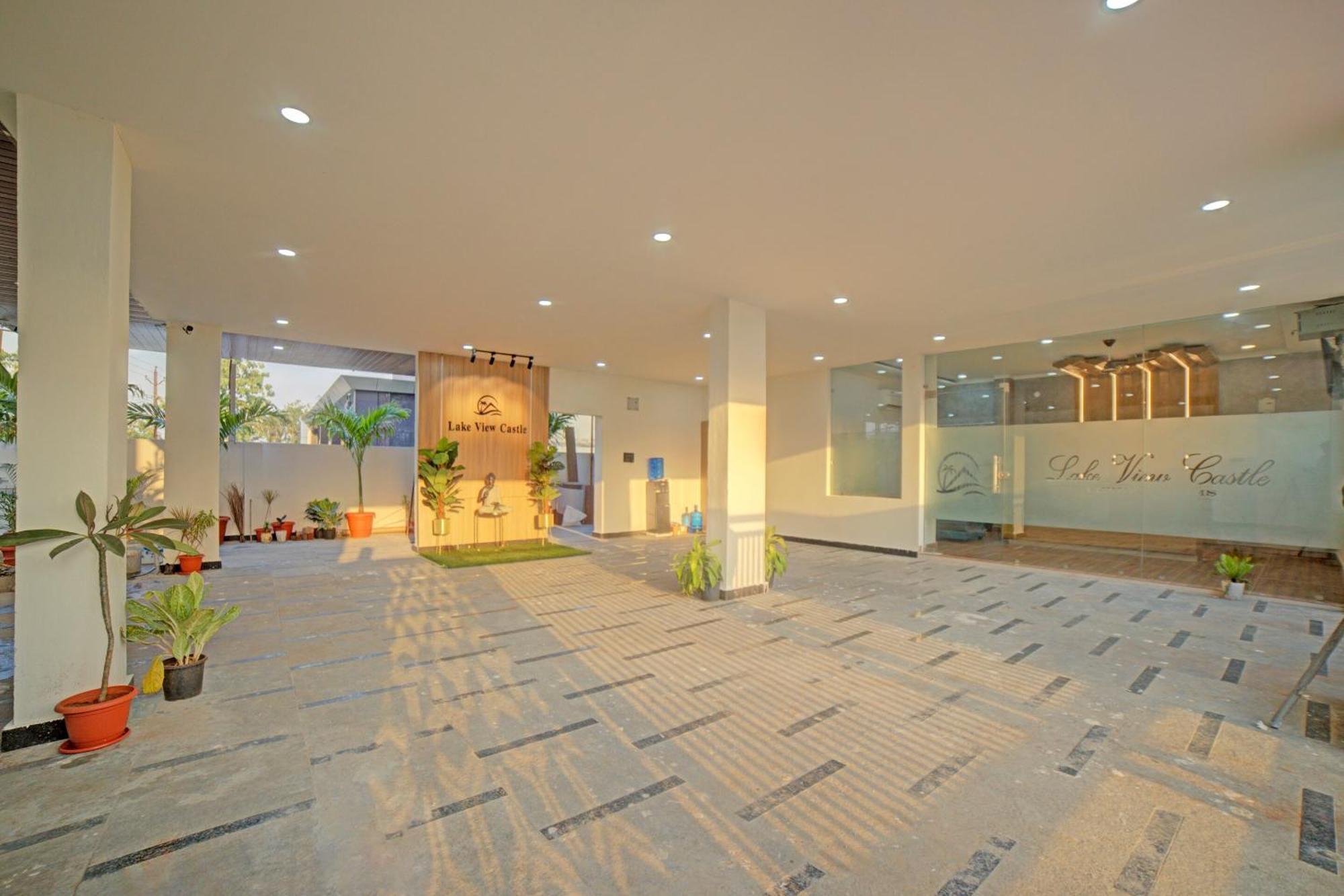 Collection O Lakeview Castle Ξενοδοχείο Warangal Εξωτερικό φωτογραφία